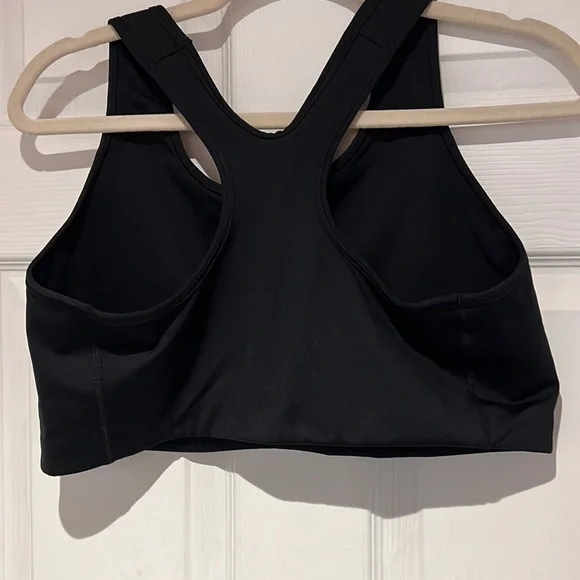 Nike sports bra NWOT - Picture 3 of 3